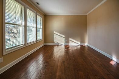 Comment poser un parquet flottant soi-même étape par étape
