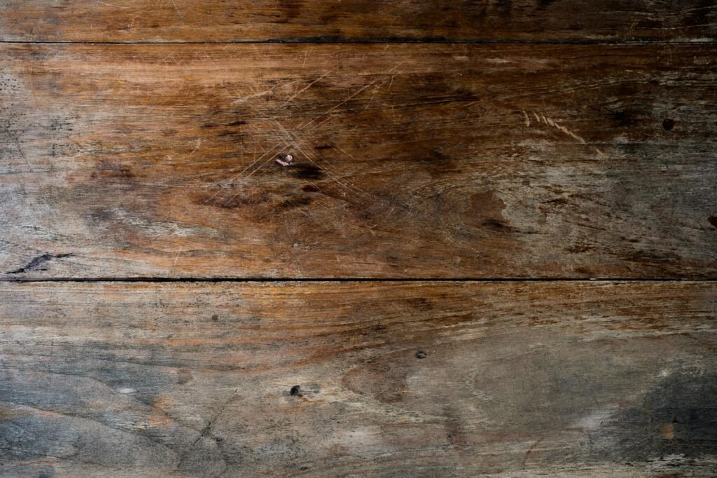 Comment rénover un parquet ancien sans le changer